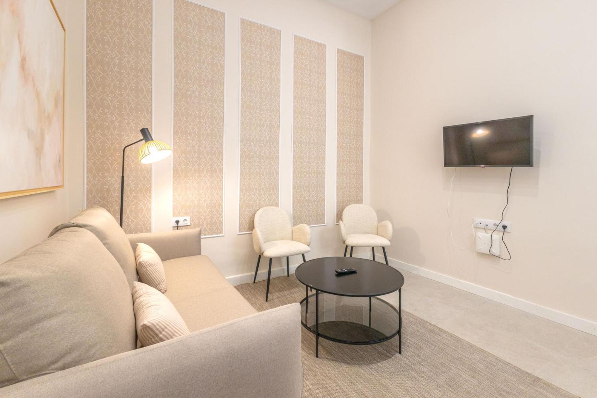 Rt41 Triana Deluxe Apartment Seville Room photo