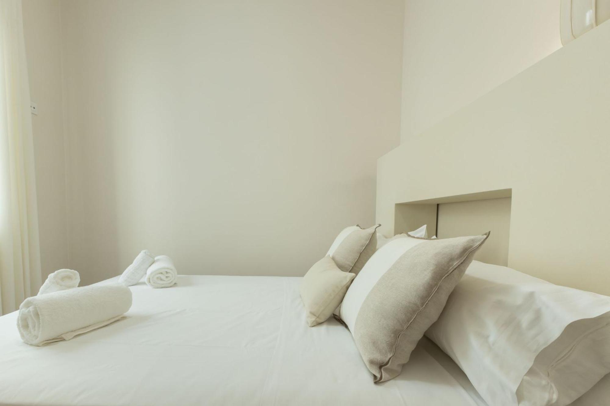 Rt41 Triana Deluxe Apartment Seville Room photo