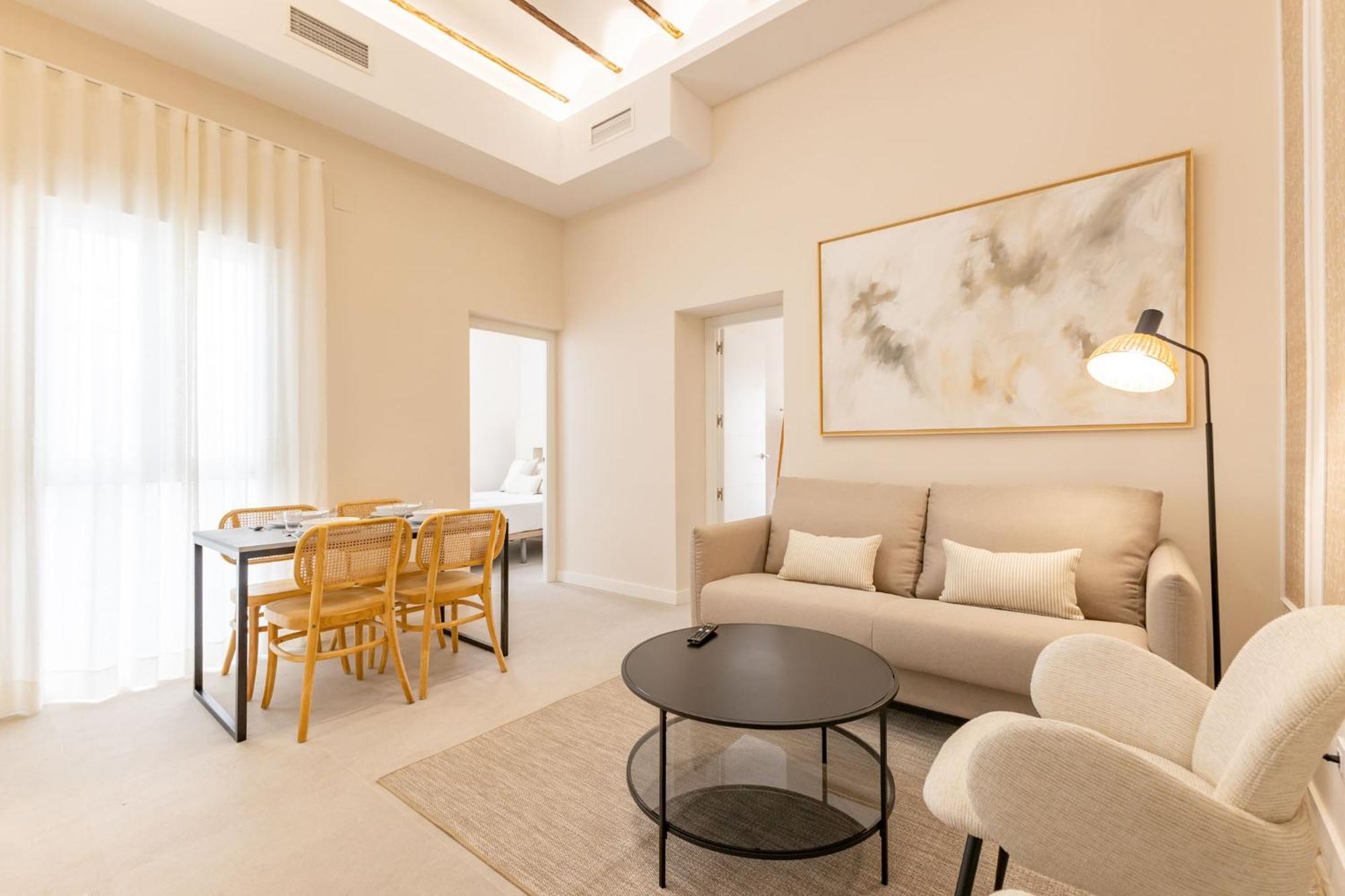 Rt41 Triana Deluxe Apartment Seville Room photo