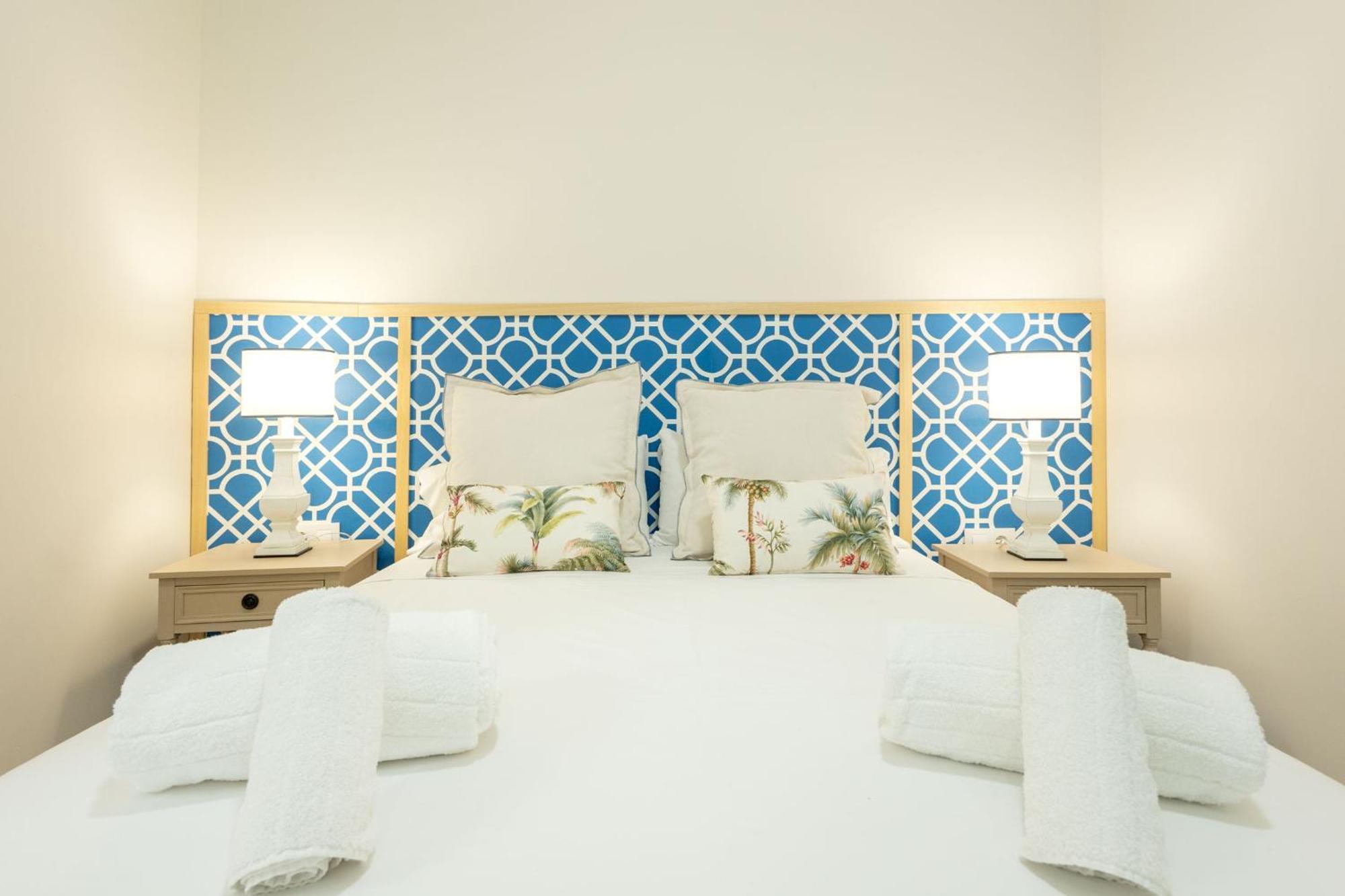 Rt41 Triana Deluxe Apartment Seville Exterior photo