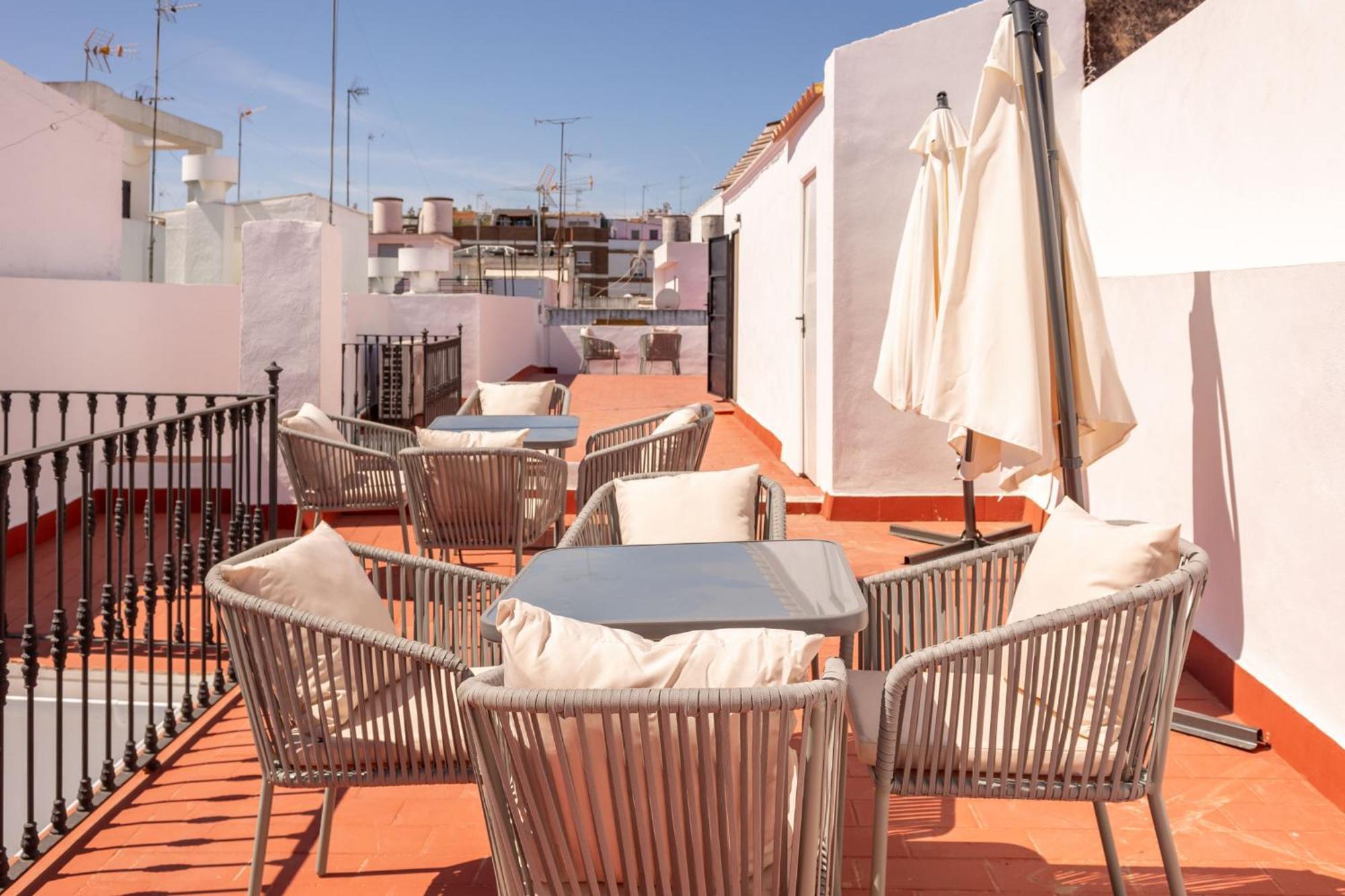 Rt41 Triana Deluxe Apartment Seville Exterior photo